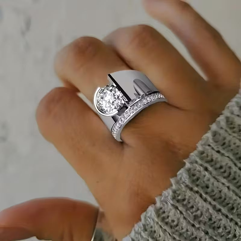 Anel Deslumbrante de Cauda-de-Galo com Grande Quadrado de Zircônia