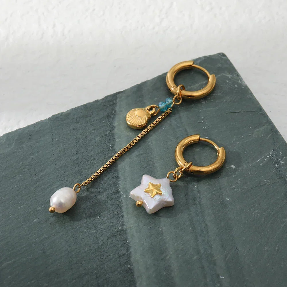 Brincos Estrela Branca em Dourado