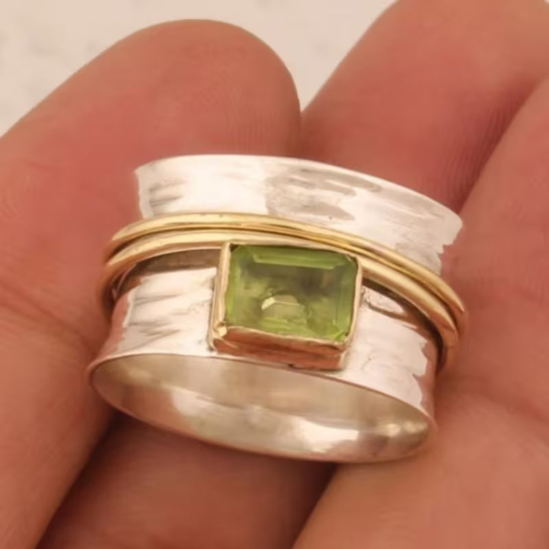 Anel com Pedra do Zodíaco