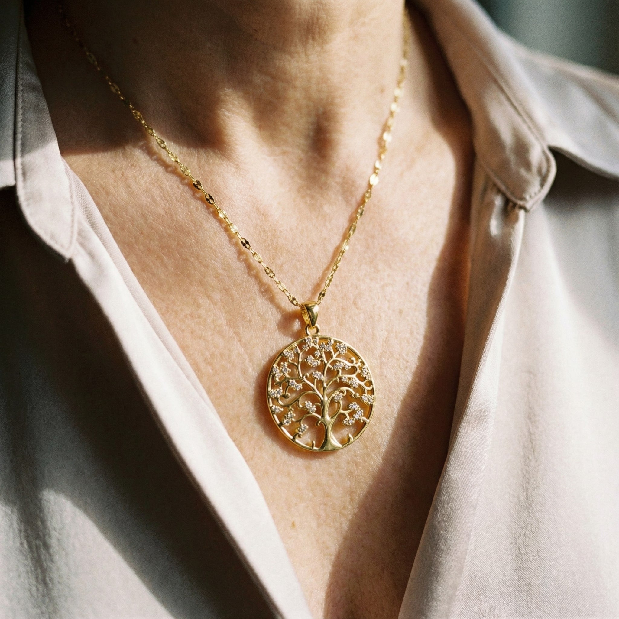 Colar Raízes da Vida em Dourado