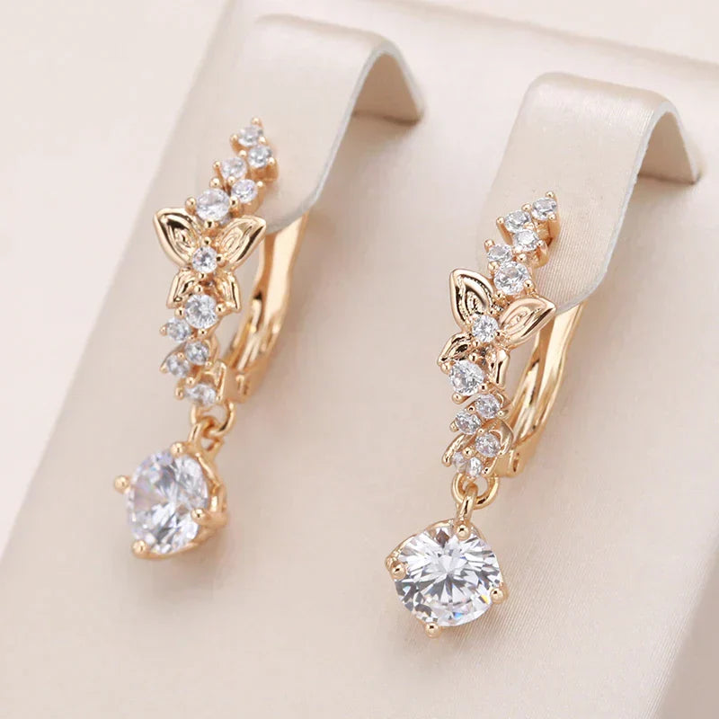 Brincos Zirconia Elegante em Ouro