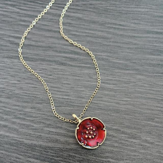 Colar Vintage Vermelho em Ouro