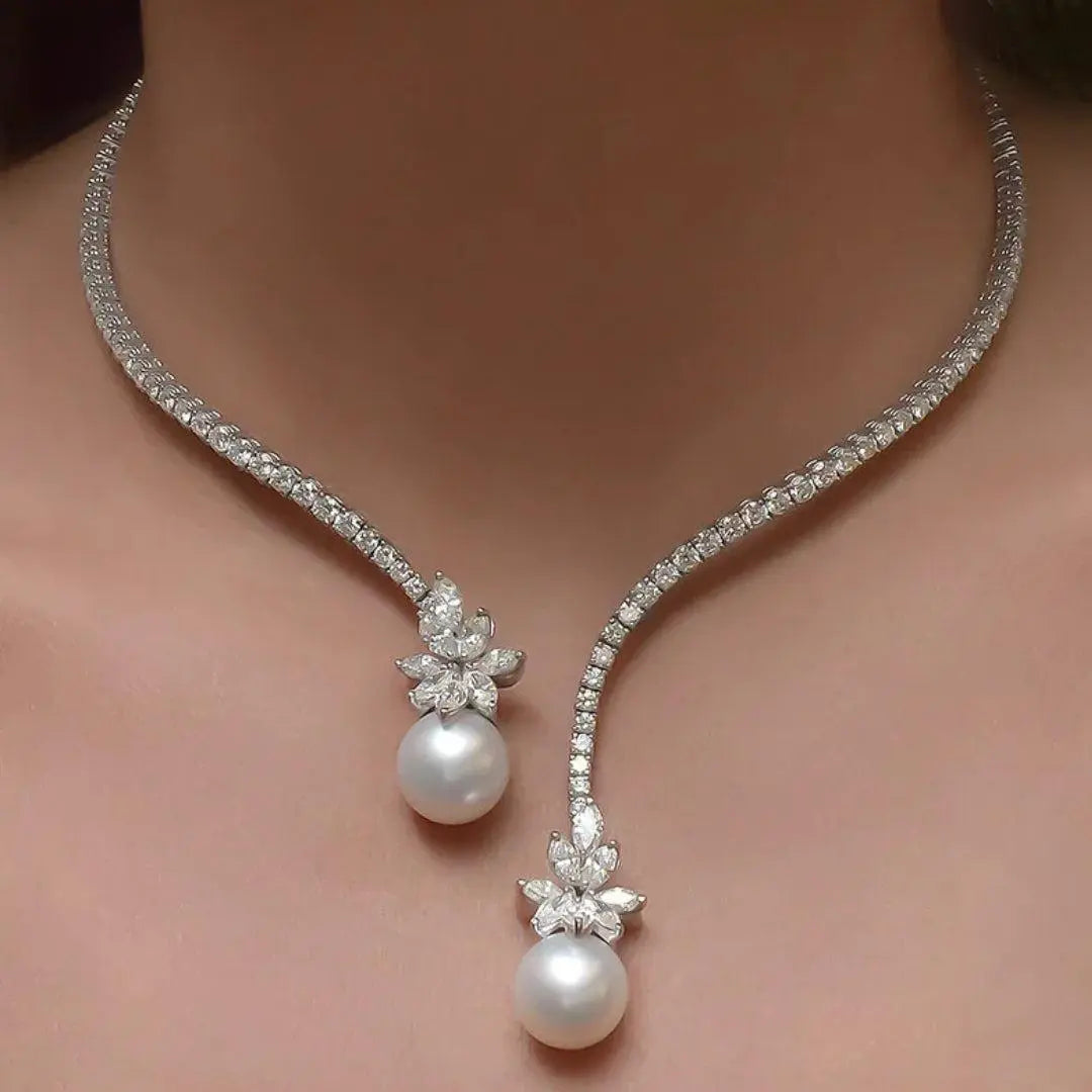 Colar Elegante e Brilhante de Pérolas em Prata Esterlina