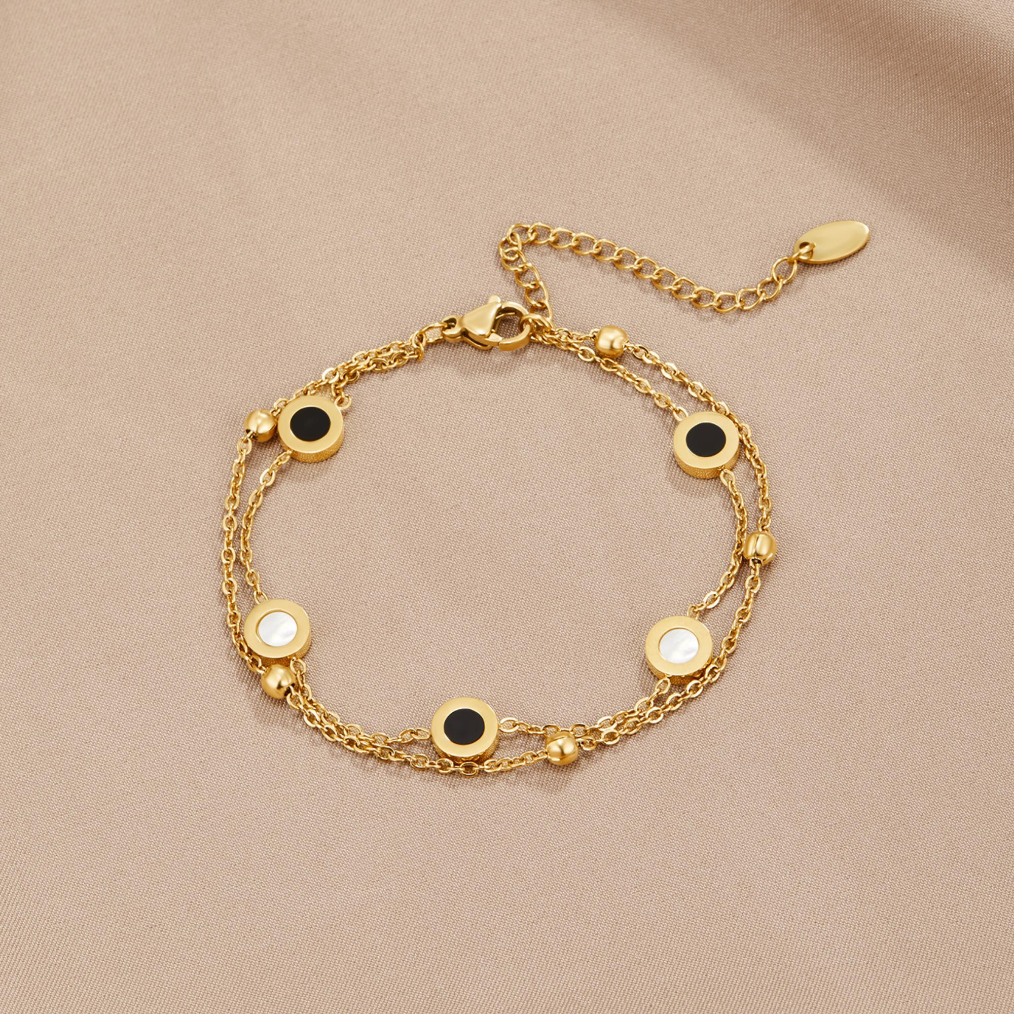 Pulseira de ônix e Pedra Branca