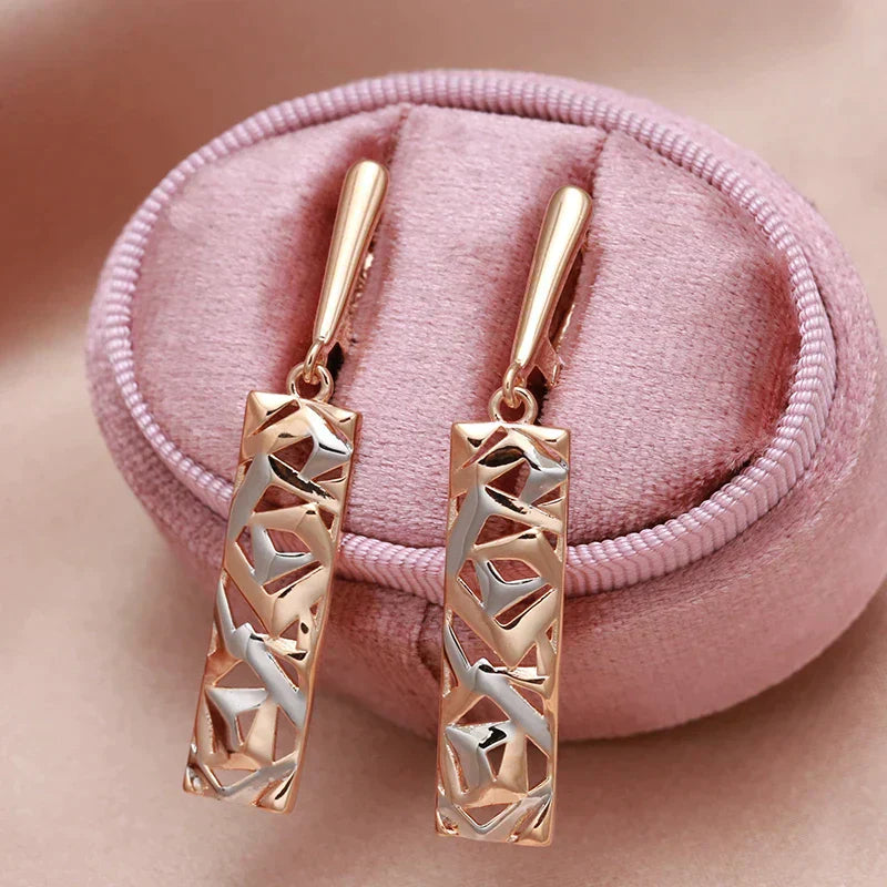 Brincos Retangulares Elegantes em Ouro