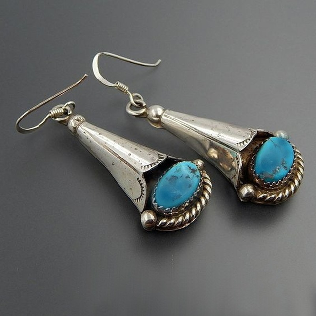 Brincos Vintage em Prata e Pedra Azul