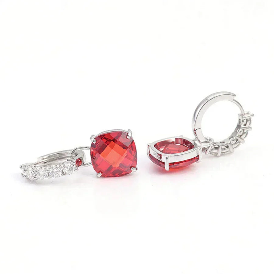 Brincos com Rubi e Diamante