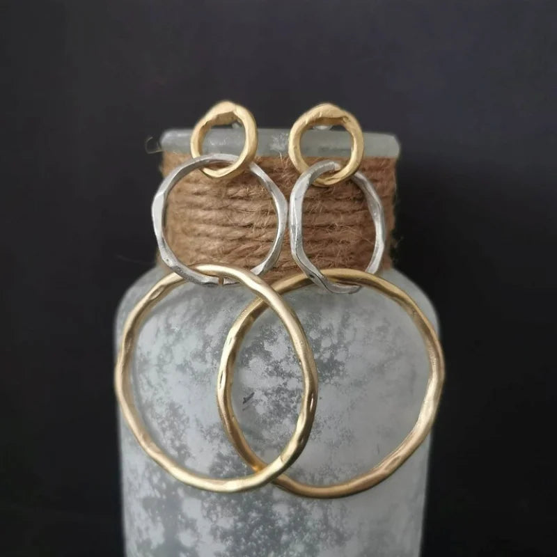 Brincos de Argola Vintage em Ouro e Prata