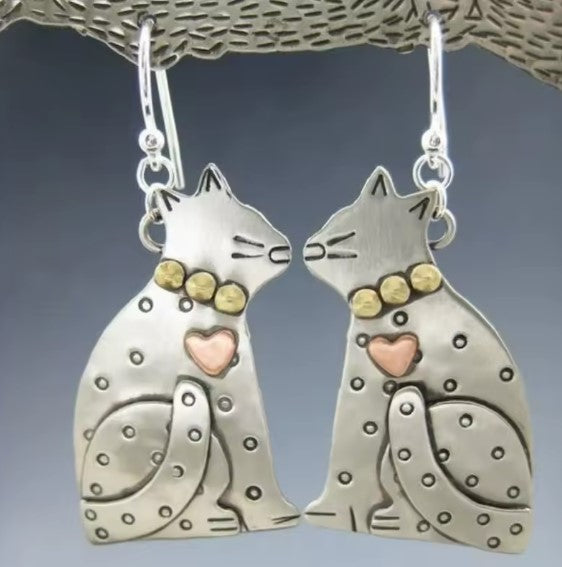 Brincos Encantadores com Gatos
