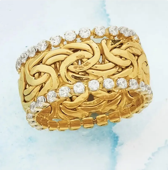 Anel com Faixa de Cristal Trançada Dourada