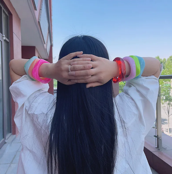 Pulseira Quadrada Colorida em Acrílico