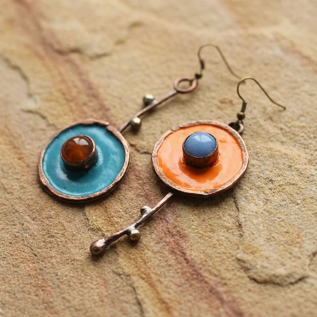 Brincos Vintage Assimétricos com Grafite em Bronze Antigo