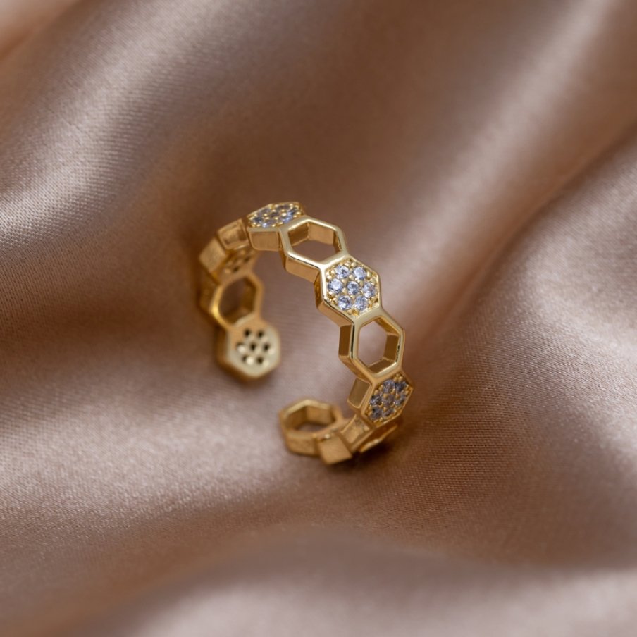 Anel Favo de Mel em Ouro e Cristal