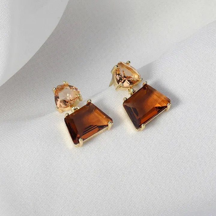 Brincos Elegantes de Cristal do Deserto em Ouro