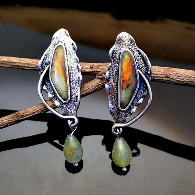 Brincos Vintage com Pedra Verde