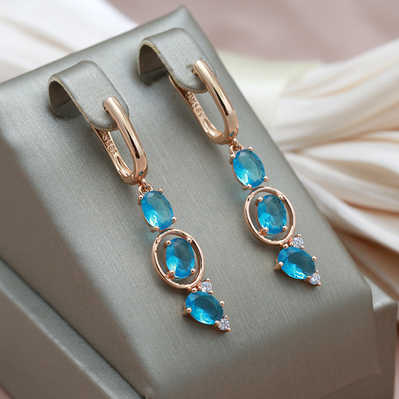 Brincos Elegantes com Cristais Azuis em Ouro