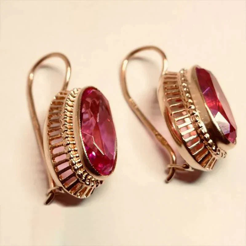 Brincos em Ouro Rosa com Pedras Vermelhas