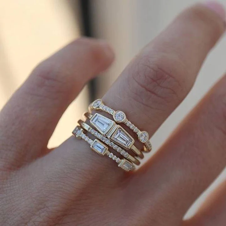 Conjunto de Anéis Vintage em Ouro e Zircónia