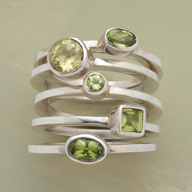 Anel Vintage em Vidro Verde com Camadas de Prata
