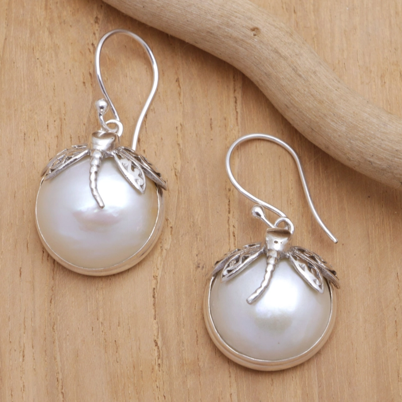 Brincos Vintage com Pérolas e Libélulas