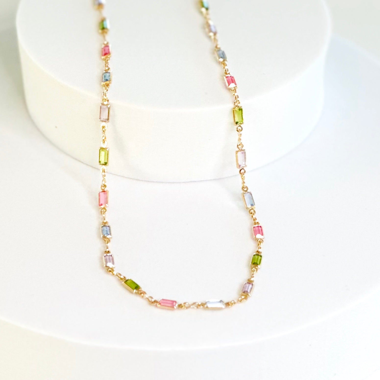 Colar Isabella com Zircónia Cúbica Multicolorida
