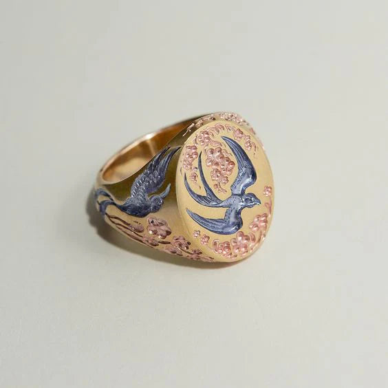 Anel vintage azul e dourado com colibri