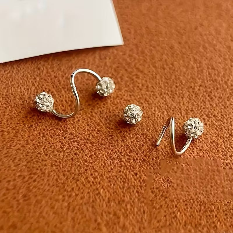 Conjunto de Brincos Leves de Luxo com Esferas Espirais e Strass