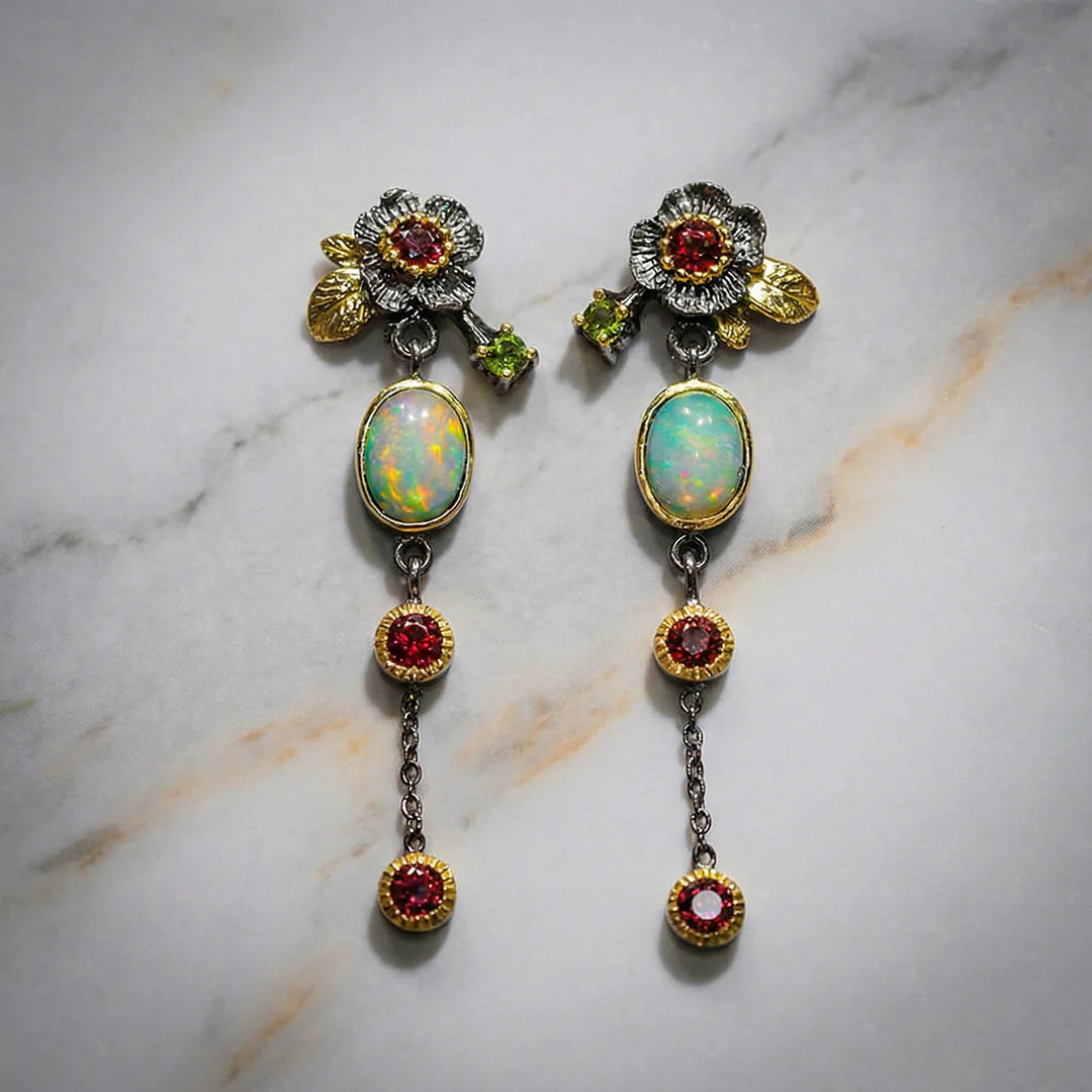 Brincos boho com opala e zircônia vermelha