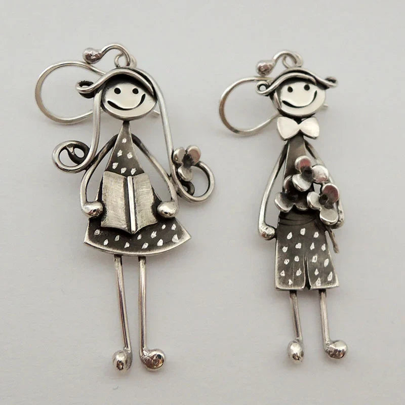 Brincos pendentes vintage menino e menina
