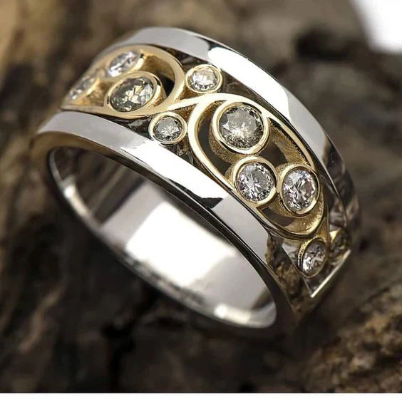 Anel Vintage em Ouro e Prata com Zircônia em Forma de Hera