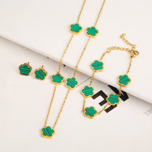 Conjunto de Peças em Forma de Árvores