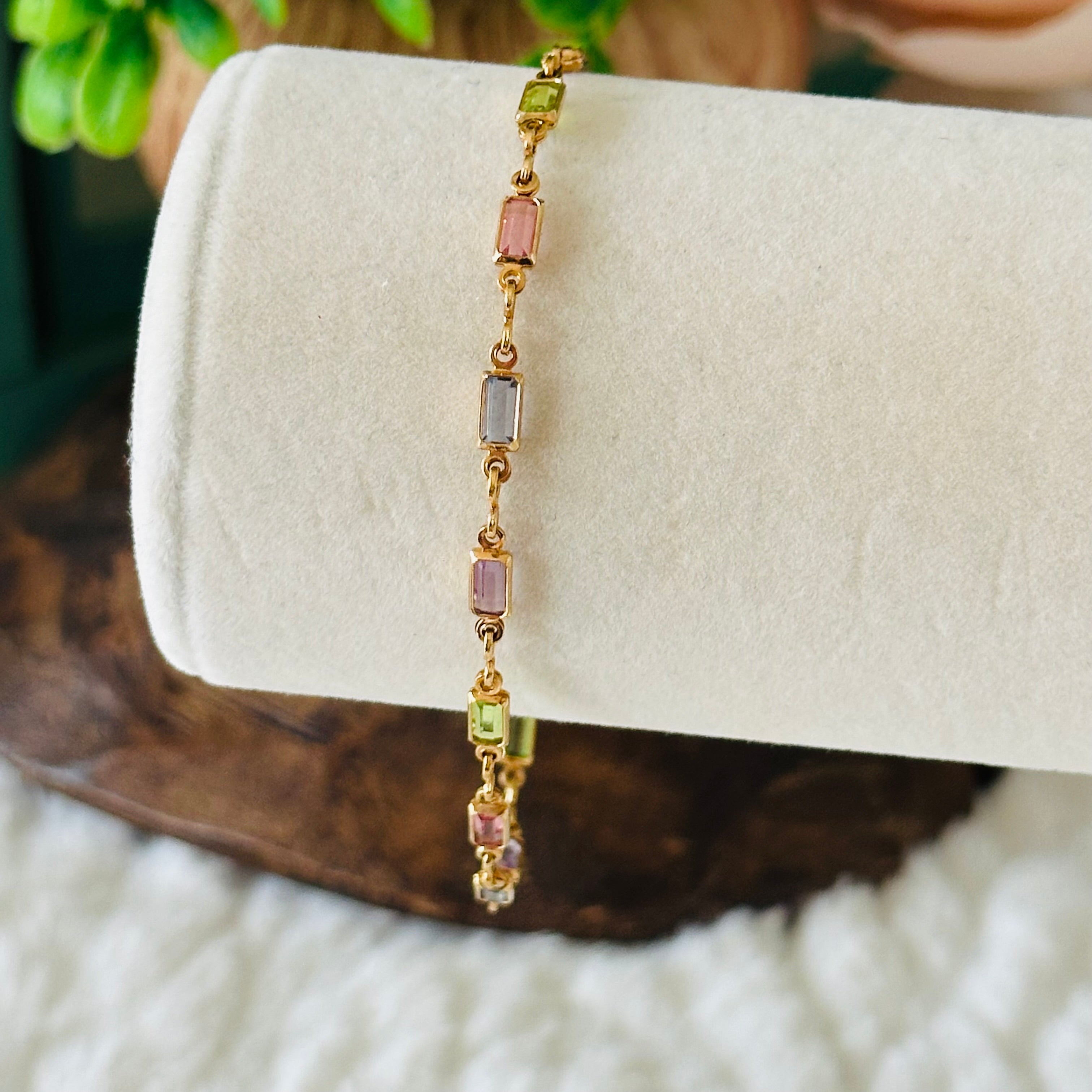 Pulseira Isabella com Pedras  Multicoloridas
