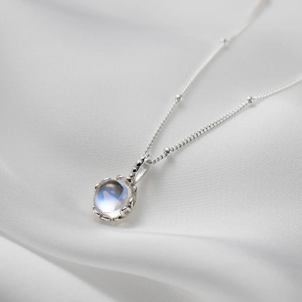 Colar de Pedra da Lua Cheia