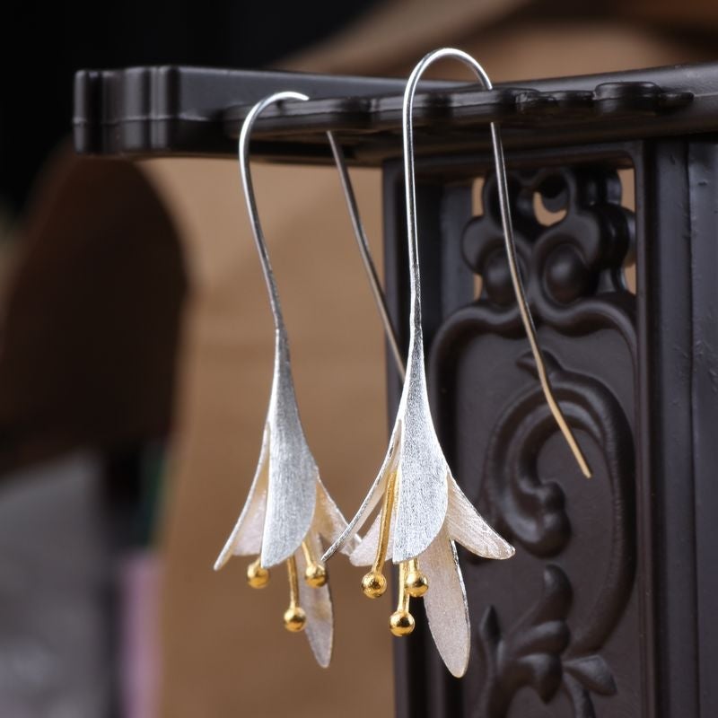 Brincos de Flor em Prata