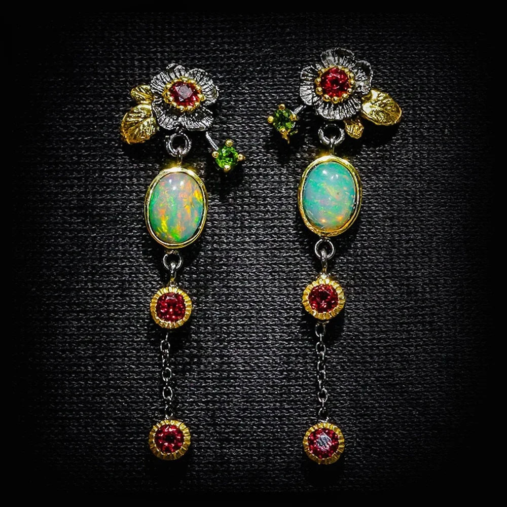 Brincos boho com opala e zircônia vermelha