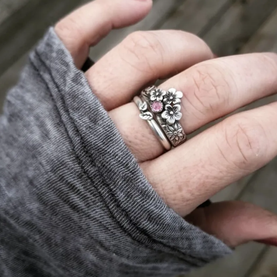 Anéis Vintage para Casais com Motivo Floral