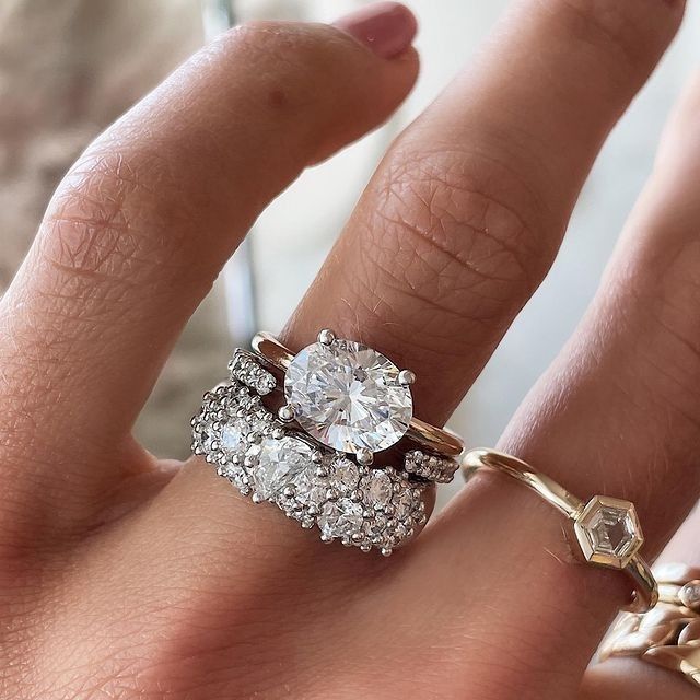Conjunto de Anéis Brilhante