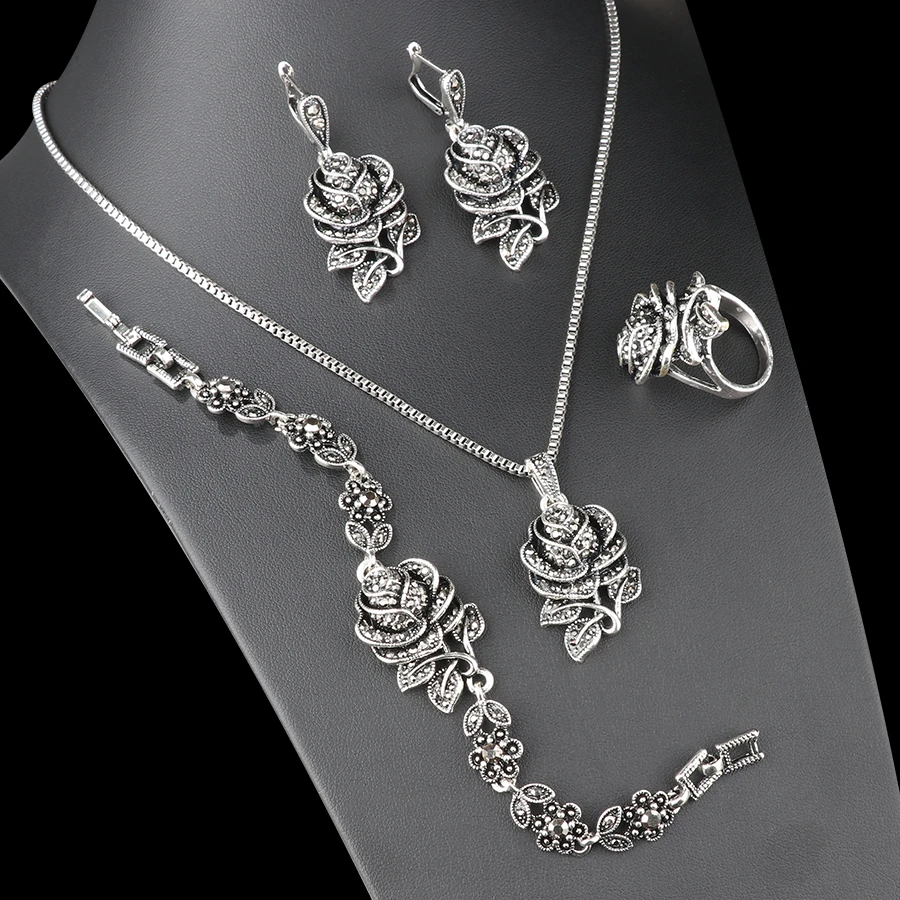 Elegante Conjunto em Prata com Zircônia