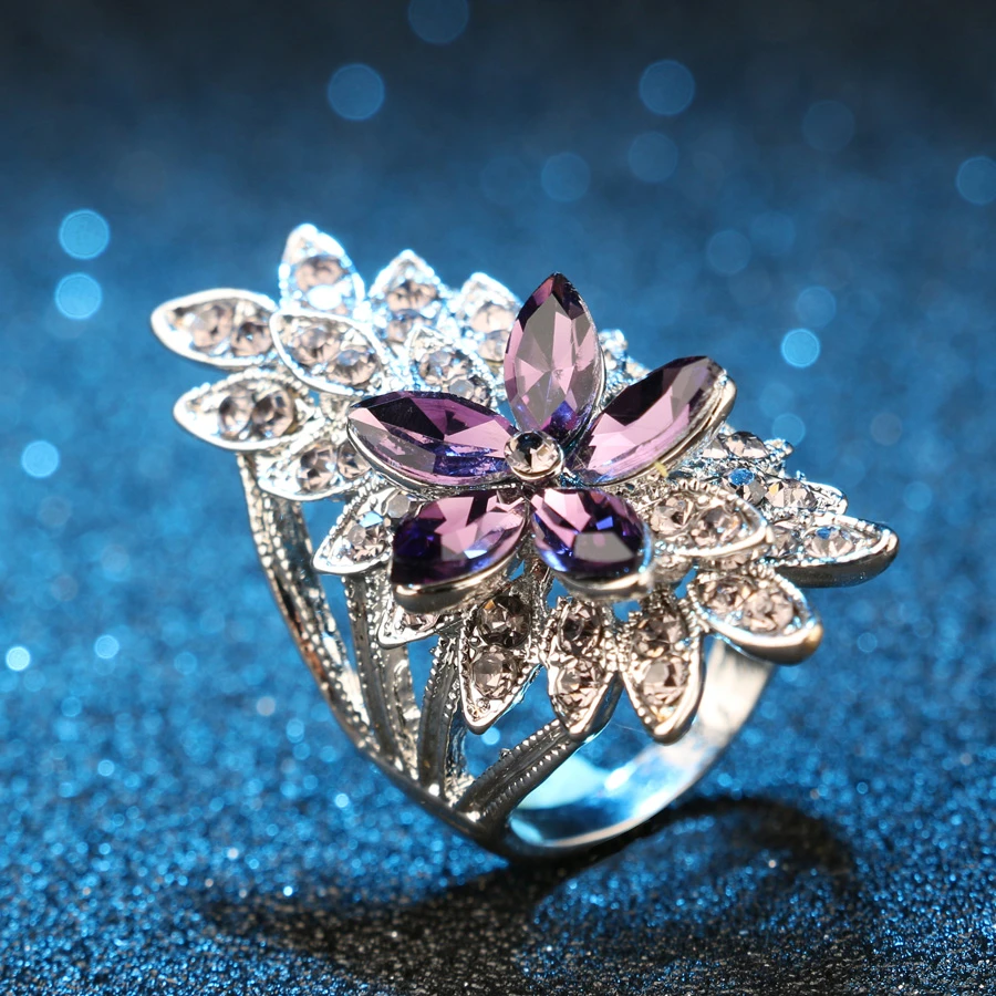Elegante Anel Colorido com Zircão