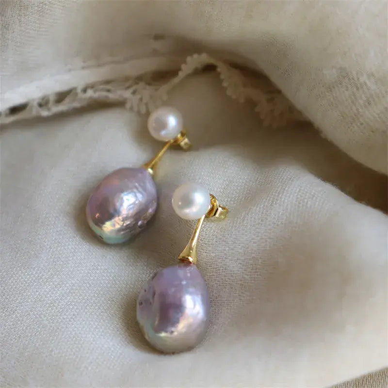 Brincos Elegantes com Pérola Roxa