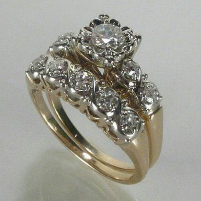 Anel Vintage elegante em Ouro Brilhante