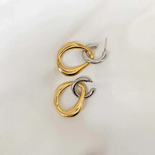 Brincos Vintage Bicolores em Metal